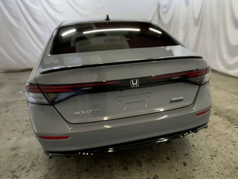 Used 2023 Honda Accord Sport image 7