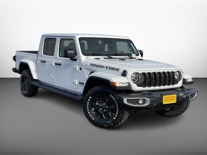 New 2025 Jeep Gladiator Sport