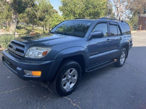 Used 2005 Toyota 4Runner Limited AWD/4WD image 10