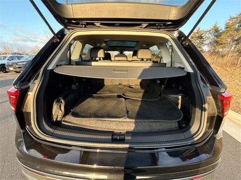 Used 2023 Volkswagen Tiguan SE image 20