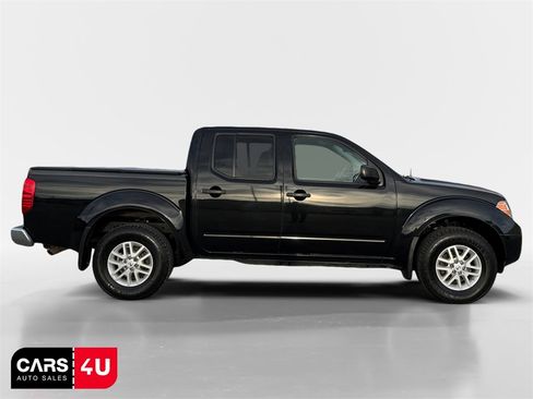 Used 2018 Nissan Frontier SV image 8