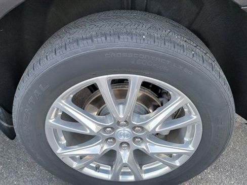 Used 2022 Buick Enclave Premium image 13