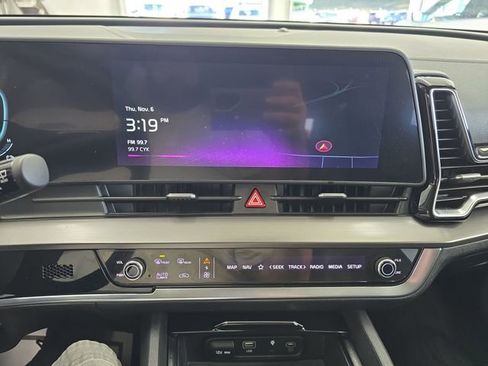 Certified 2023 Kia Sportage EX image 15