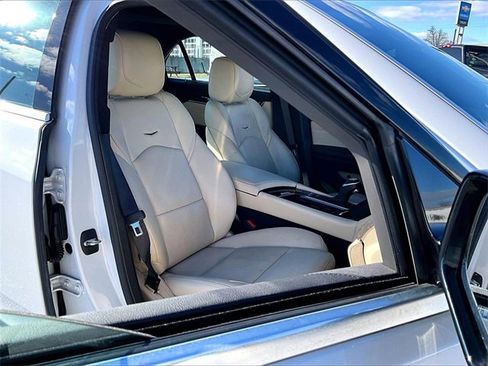 Used 2017 Cadillac CTS Luxury image 11