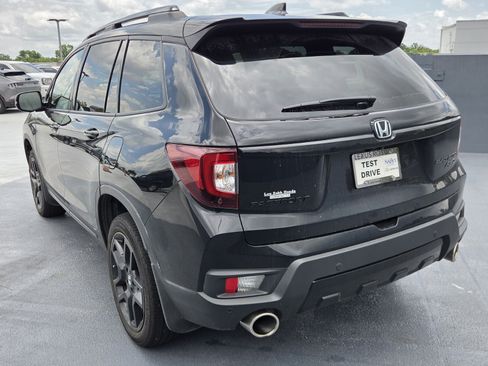 Used 2024 Honda Passport Black Edition image 4