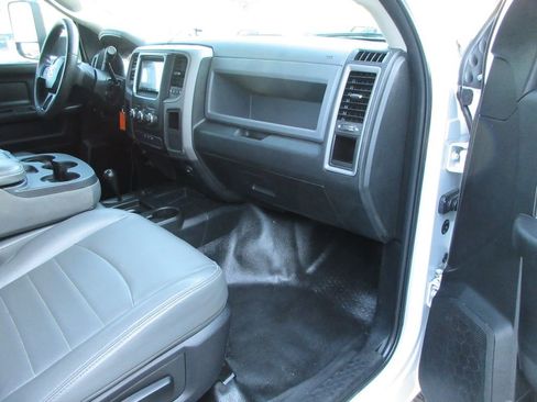 Used 2018 RAM 2500 Tradesman AWD/4WD image 21