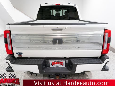Used 2024 Ford F250 Limited w/ FX4 Off-Road Package image 4