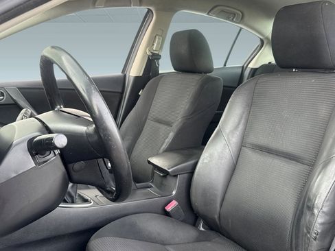 Used 2013 MAZDA MAZDA3 i SV image 22