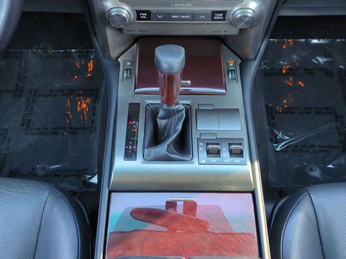 Used 2017 Lexus GX 460 image 19