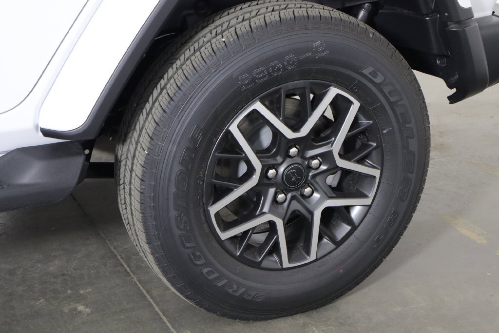New 2027 Jeep Wrangler Unlimited Sahara AWD/4WD image 40