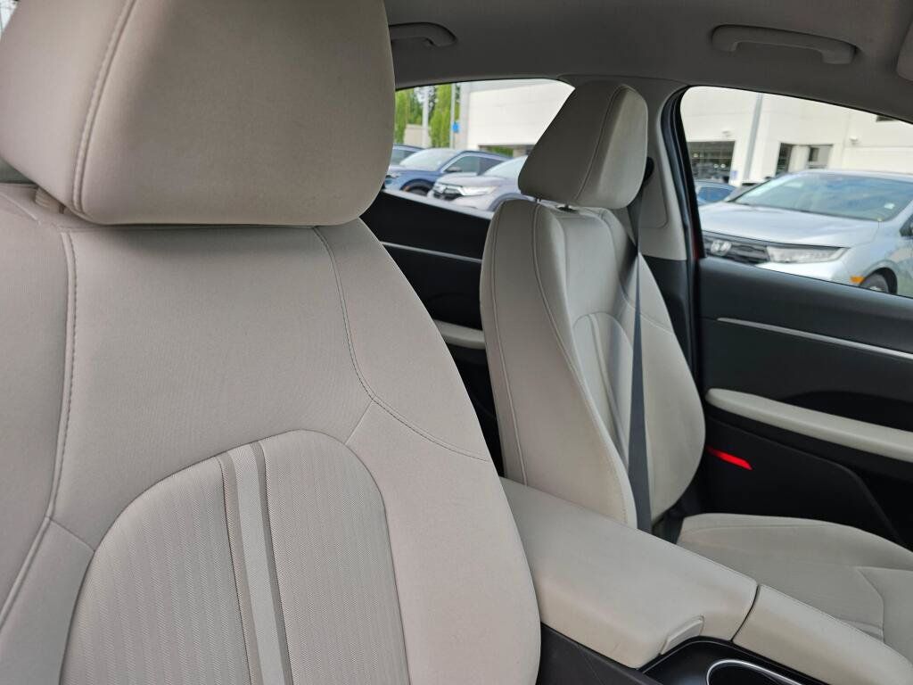 Used 2024 Hyundai Sonata SEL FWD image 11