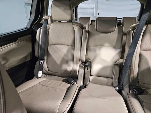 Used 2022 Honda Odyssey Elite image 12