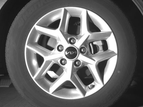 Used 2025 Kia Soul LX w/ LX Technology Package image 13