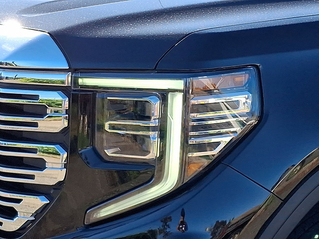 Used 2024 GMC Sierra 1500 Denali w/ Denali Reserve Package AWD/4WD image 34