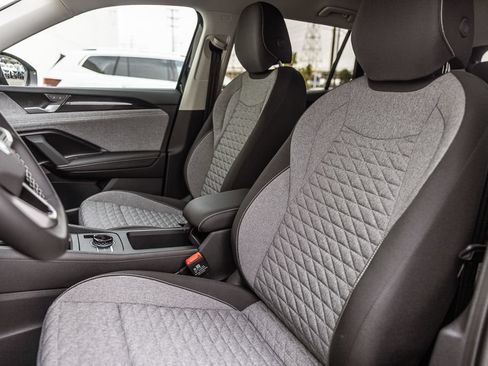 New 2026 Volkswagen Tiguan S FWD image 7