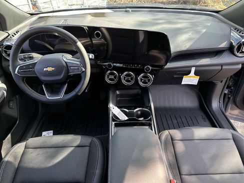 New 2026 Chevrolet Blazer EV LT image 14