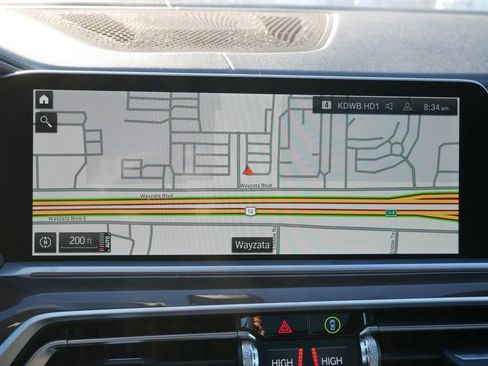 Used 2022 BMW X6 xDrive40i w/ Premium Package image 18