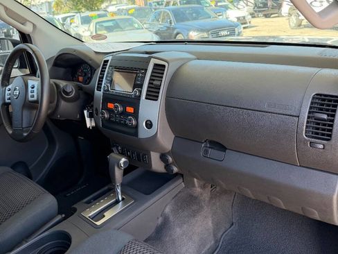 Used 2016 Nissan Frontier SV w/ SV Value Truck Package image 13