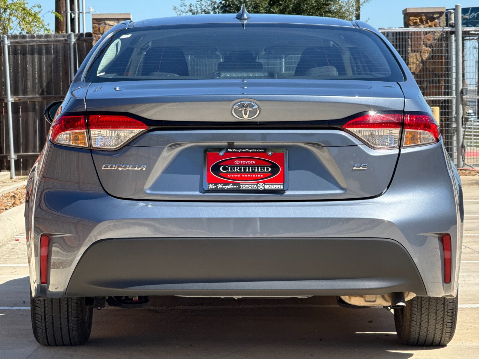 Certified 2025 Toyota Corolla LE FWD image 4