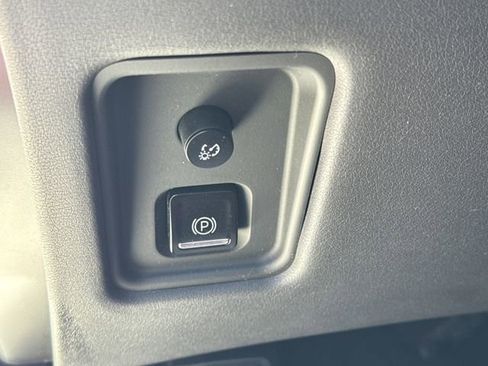 Used 2023 Chevrolet Corvette Stingray image 19