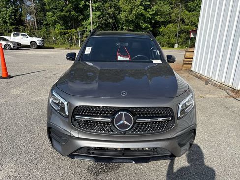 Used 2023 Mercedes-Benz GLB 250 w/ AMG Line image 3