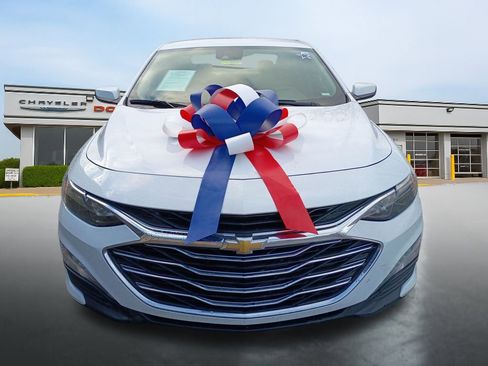 Used 2024 Chevrolet Malibu LT image 8