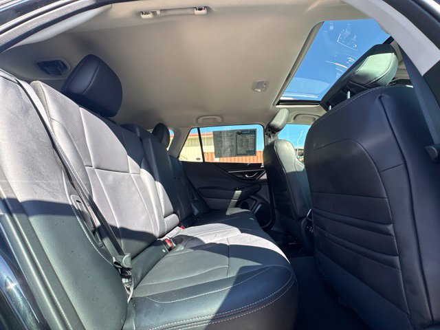 Used 2025 Subaru Outback Limited AWD/4WD image 15