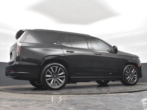 Used 2023 Cadillac Escalade Sport Platinum w/ Heavy-Duty Trailer Package AWD/4WD image 17