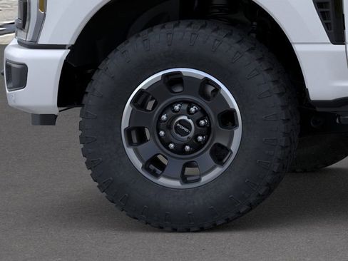 New 2026 Ford F350 Platinum w/ Tremor Off-Road Package image 19