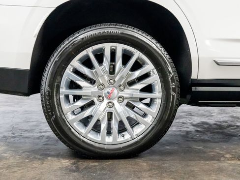 Used 2025 GMC Yukon Denali w/ Denali Reserve Package image 28