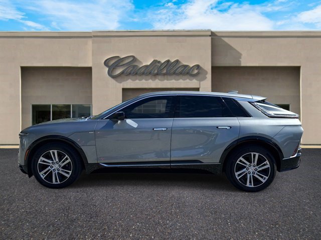 Certified 2024 Cadillac Lyriq Tech AWD/4WD image 6
