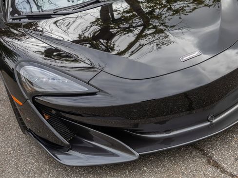 Used 2019 McLaren 600LT image 16