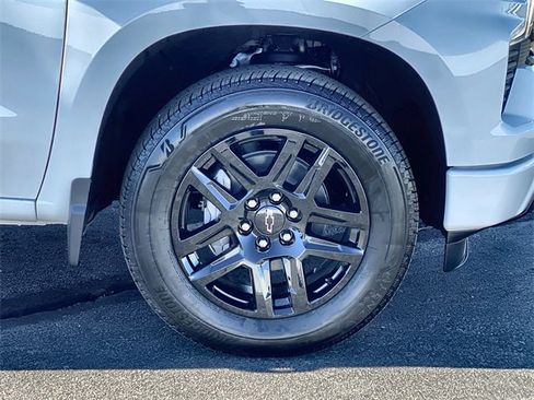 Used 2026 Chevrolet Silverado 1500 RST w/ LPO, Dark Essentials Package image 37