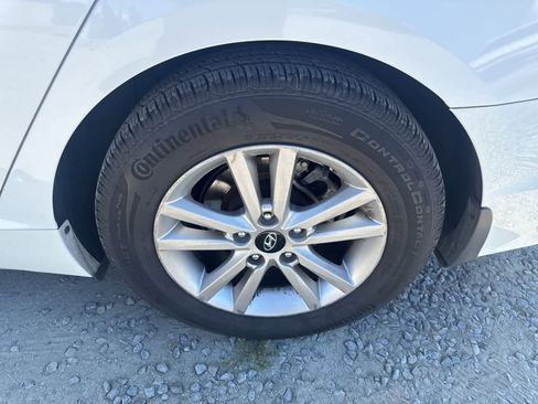 Used 2015 Hyundai Sonata SE image 10