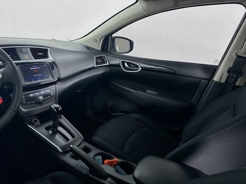 Used 2019 Nissan Sentra SV FWD image 34
