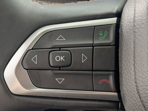 Used 2022 Jeep Compass Limited image 15