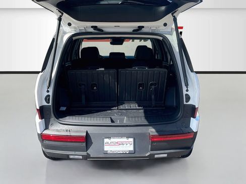 Used 2026 Hyundai Santa Fe SEL AWD/4WD image 24