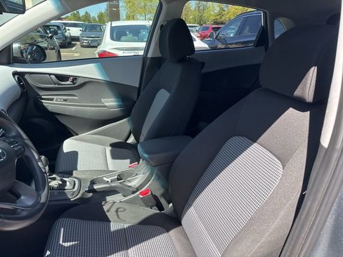 Used 2020 Hyundai Kona SEL FWD image 7