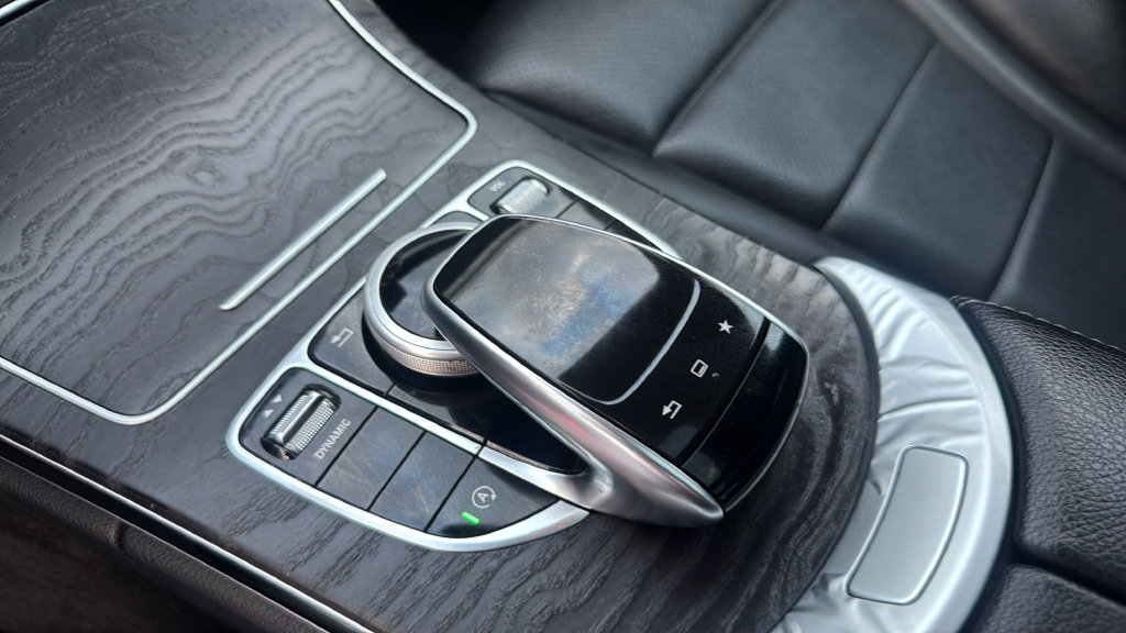 Used 2016 Mercedes-Benz C 300 4MATIC Sedan image 25