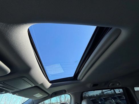 Used 2018 Honda Odyssey EX-L image 22