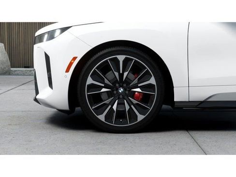 New 2026 BMW iX xDrive60 w/ M Sport Package image 7