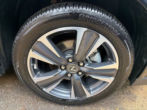 Used 2024 Lexus UX 250h AWD w/ Premium Package image 34