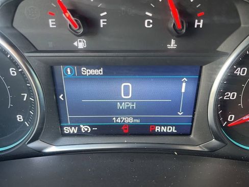 Used 2024 Chevrolet Equinox LT image 30