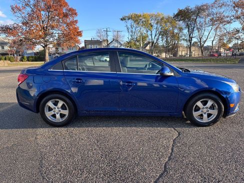Used 2013 Chevrolet Cruze LT image 7