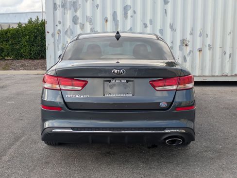 Used 2020 Kia Optima LX FWD image 5