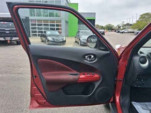 Used 2014 Nissan Juke SV AWD/4WD image 18