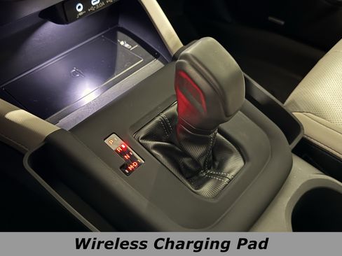 Used 2025 Subaru Forester Limited image 11