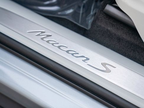 New 2026 Porsche Macan S AWD/4WD image 12