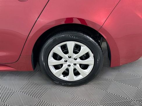 Certified 2023 Toyota Corolla LE image 30