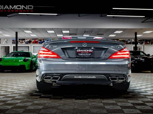 Used 2015 Mercedes-Benz SL 63 AMG image 24